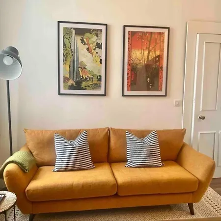 Spacious 3 Bedroom Home In Glasgow - Free Parking Exterior photo