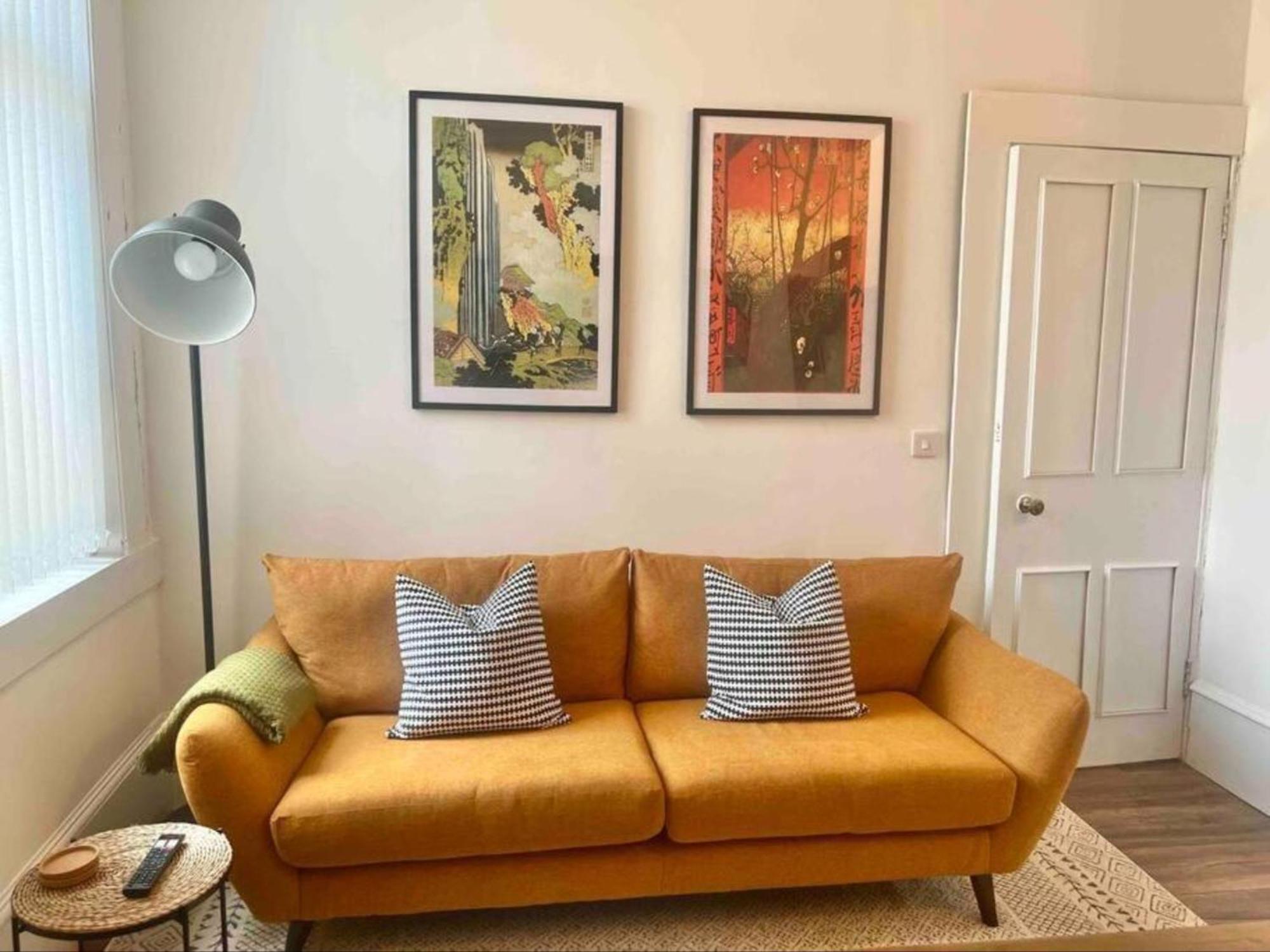 Vakantiehuis Spacious 3 Bedroom In - Free Parking *